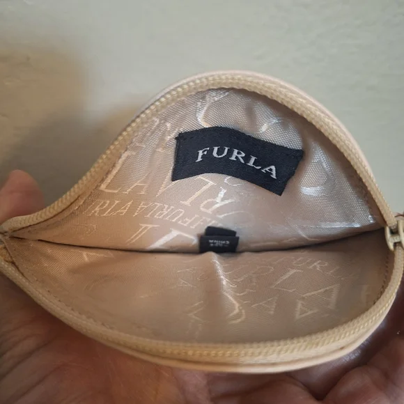 Furla LEMON Coin Pouch Case Yellow and Cream Leather - Picture 3 of 3